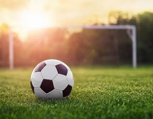 pelota-futbol-campo Grupo IQA Argentina donó un conjunto de camisetas de fútbol al equipo Celulosa Fútbol Club